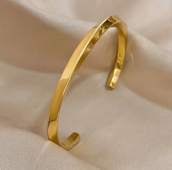 Twisted Bar Golden Cuff Bangle Bracelet - Gold/Silver